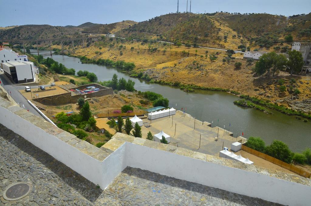 Pensjonat Casa Do Funil Mértola Pokój zdjęcie